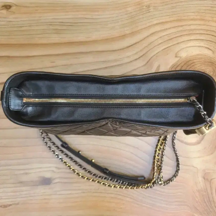 [BUNJANG] Chanel Gabrielle Medium / 샤넬 가브리엘 미듐