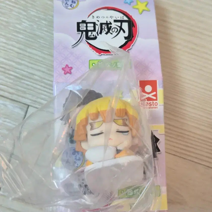 [BUNJANG] Kimetsu no Yaiba Zenitsu Agatsuma Onemutan Figure (Sealed) / [미개봉] 귀멸의칼날 가챠 > 젠이츠 오네무탄 피규어