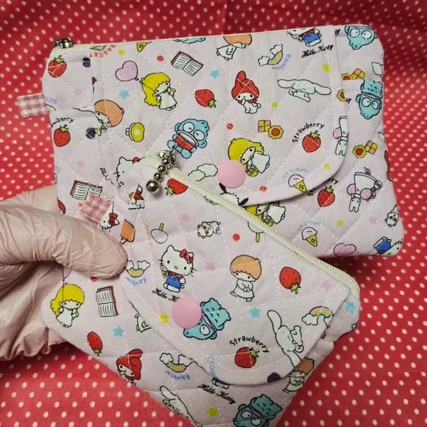 [BUNJANG] Hello Kitty Quilted Two-Way Wallet / 헬로키티 퀼팅 카드지갑 동전지갑 투웨이지갑