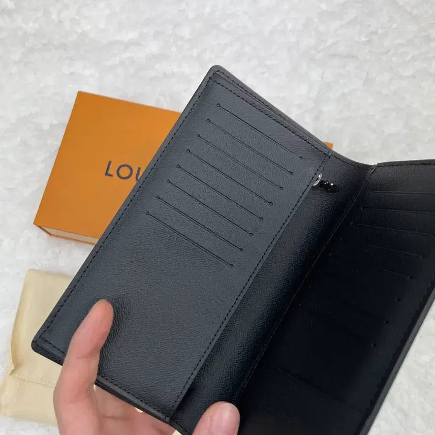 [BUNJANG] Louis Vuitton Monogram Eclipse Long Wallet / [세븐럭셔리샵] (새상품) 루이비통 모노그램 이클립스 장지갑