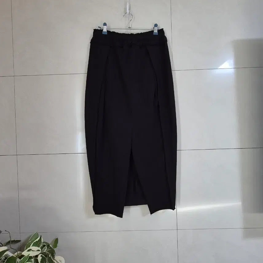 [BUNJANG] The Virrs Black Long Skirt / 강남가로수길 디자이너 브랜드 더 버즈 블랙 롱 스커트 프리