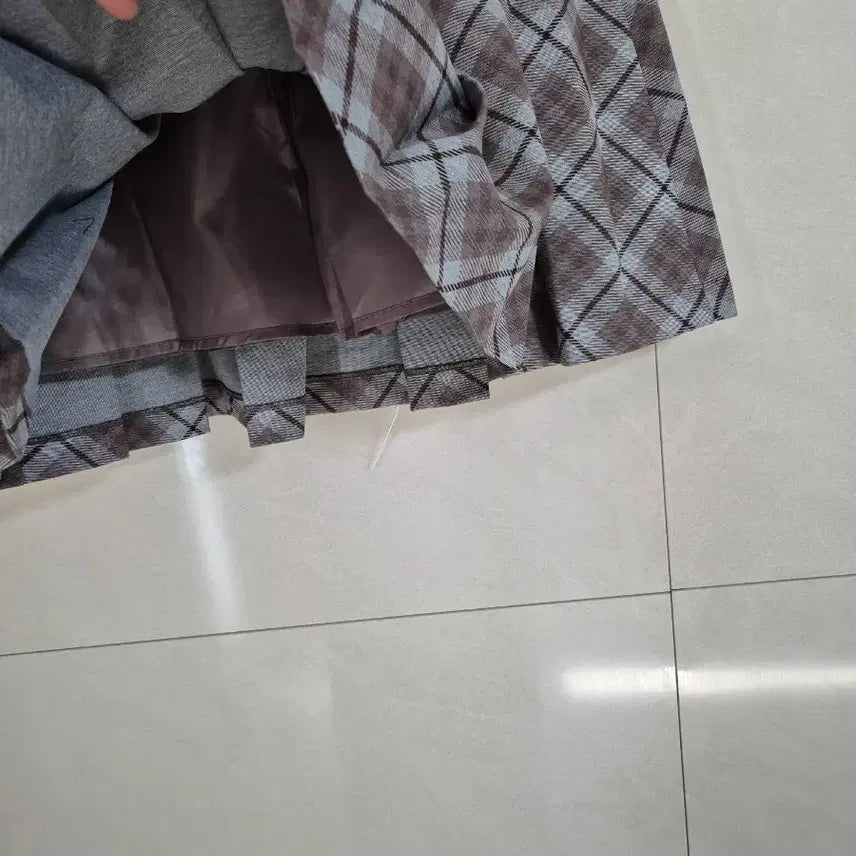 [BUNJANG] Fancyclub Buckle Checkered Pleated Mini Skirt / Fancyclub 버클 체크 플리츠 미니 스커트 M 새상품