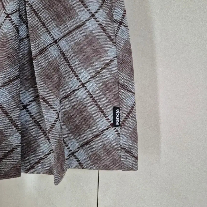 [BUNJANG] Fancyclub Buckle Checkered Pleated Mini Skirt / Fancyclub 버클 체크 플리츠 미니 스커트 M 새상품