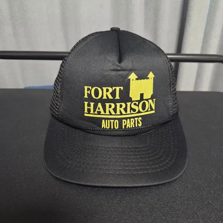 [BUNJANG] Fort Harrison American Vintage Trucker Hat / Fort Harrison 아메리칸 빈티지 트러커햇 free