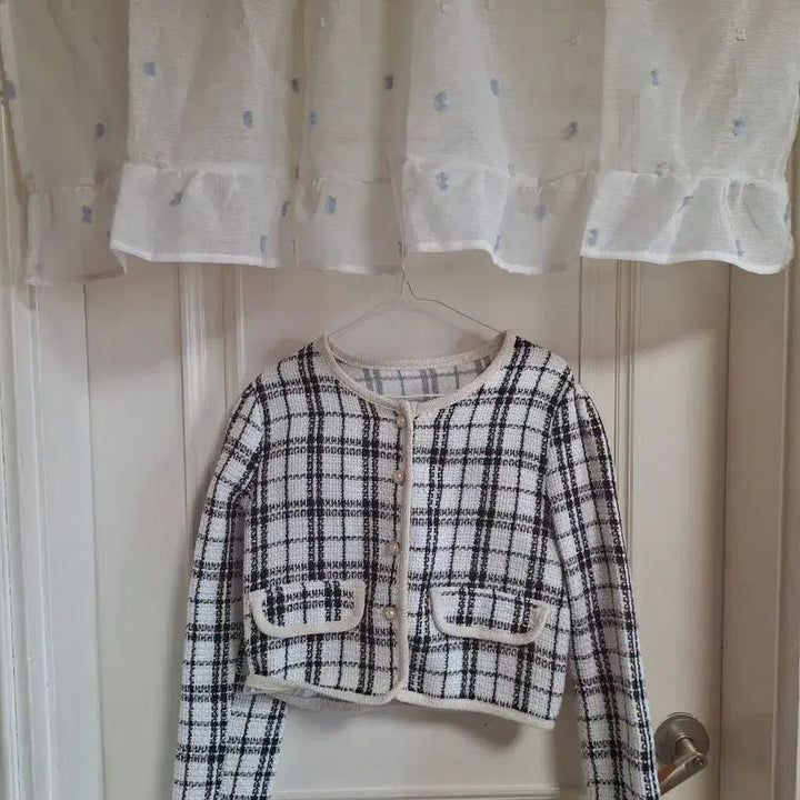 [BUNJANG] Check Tweed Cardigan Size 55 / 체크  트위드 가디건  55사이즈