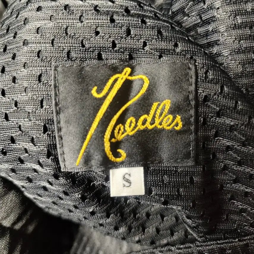 [BUNJANG] Needles Track Pants Narrow Fit Black and White / 니들스 트랙팬츠 네로우핏 검흰 s사이즈