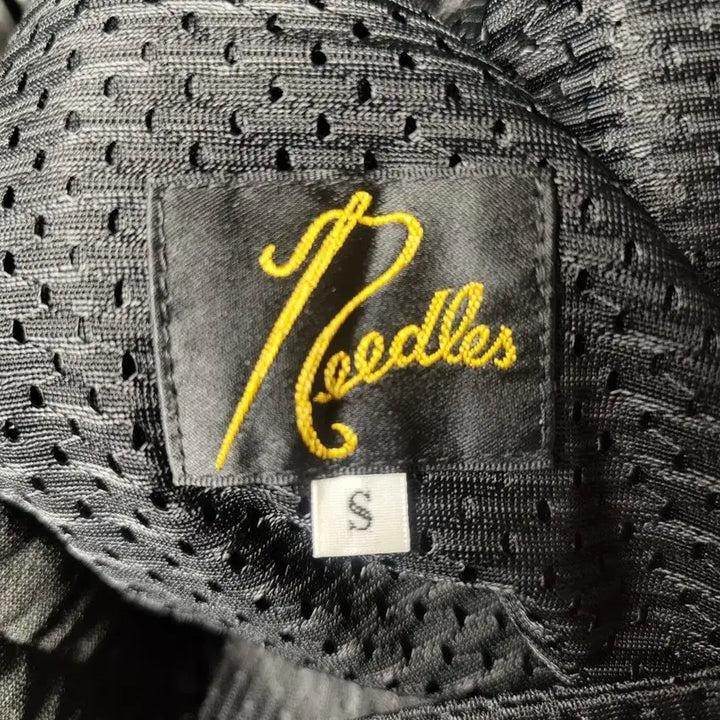 [BUNJANG] Needles Track Pants Narrow Fit Black and White / 니들스 트랙팬츠 네로우핏 검흰 s사이즈