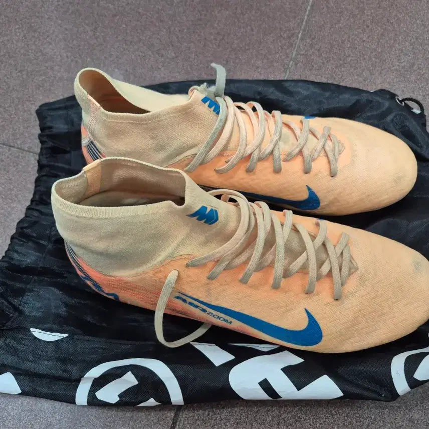 [BUNJANG] Nike Mercurial Vapor 16 Academy Soccer Cleats / 나이키 머큐리얼 베이퍼16 아카데미 275  판매합니다.