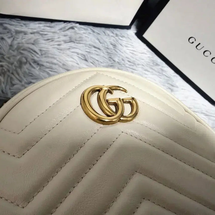 [BUNJANG] Gucci GG Marmont Matelassé Mini Tambourine Bag Ivory / 구찌 GG 마몬트 마틀라세 미니 탬버린백 아이보리 정품(풀박스)
