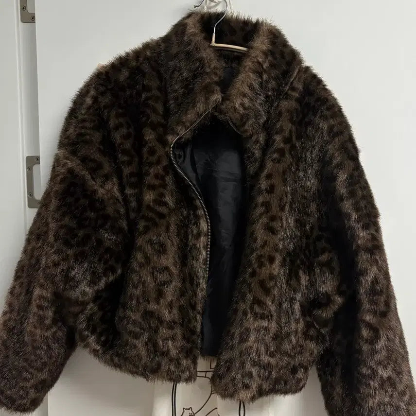 [BUNJANG] Leopard Fur Jacket / 레오파드 퍼 자켓(상태 A급)