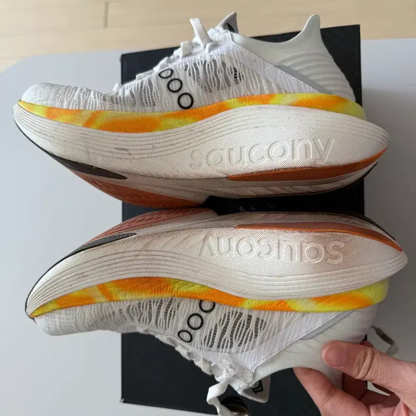 [BUNJANG] Saucony Endorphin Elite 2 245 / 써코니 엔돌핀엘리트2 245
