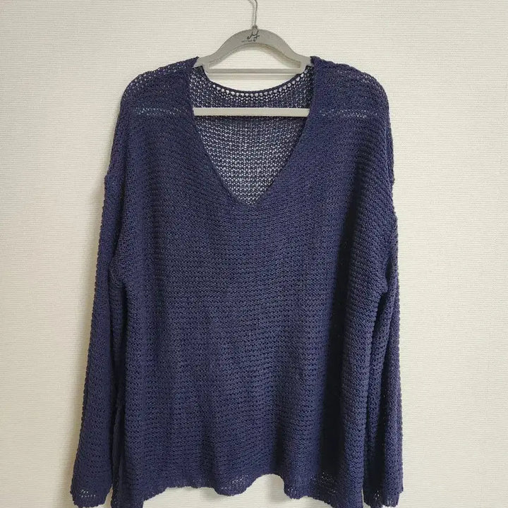 [BUNJANG] Navy V-Neck Mesh Knit Long Sleeve / 네이비 브이넥  그물 니트 긴팔