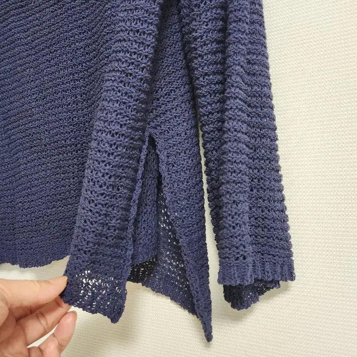 [BUNJANG] Navy V-Neck Mesh Knit Long Sleeve / 네이비 브이넥  그물 니트 긴팔