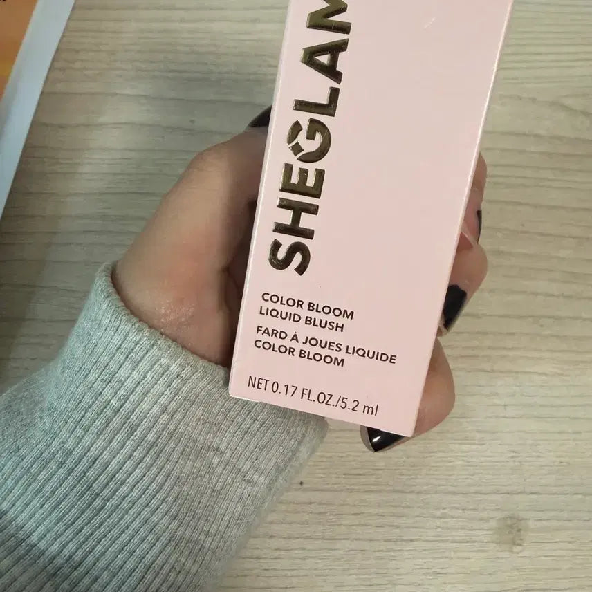 [BUNJANG] Sheglam Love Cake / Sheglam love cake