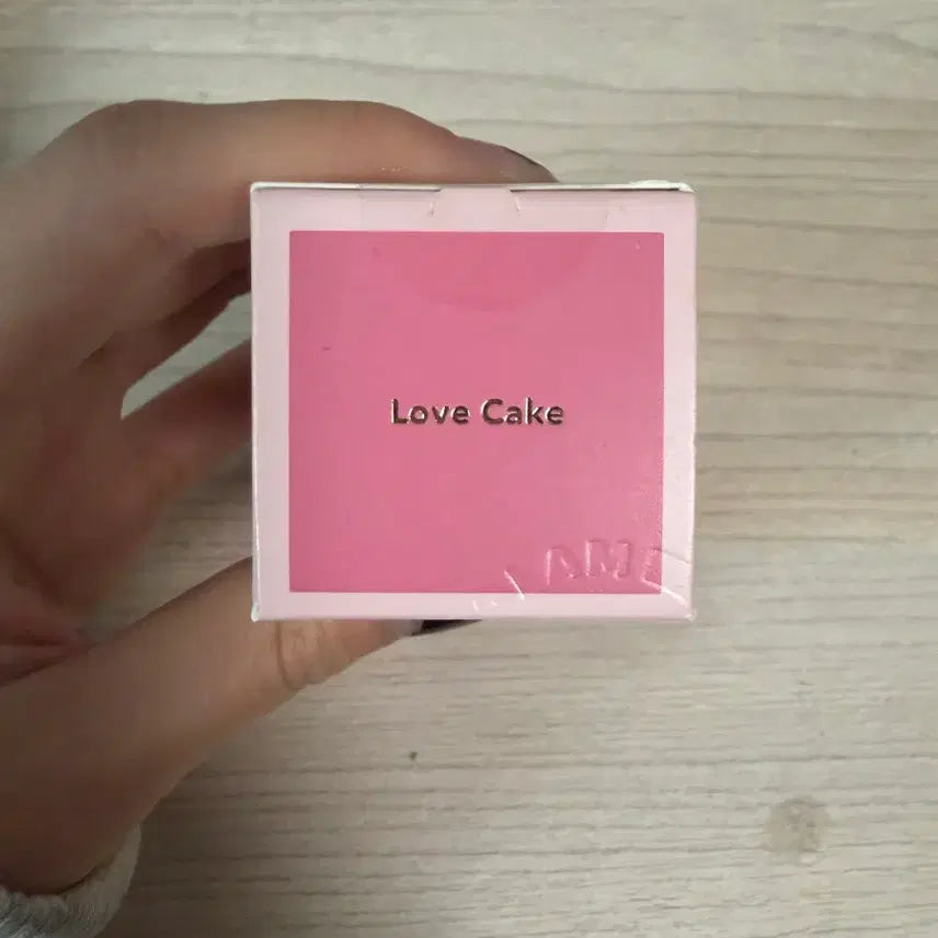 [BUNJANG] Sheglam Love Cake / Sheglam love cake