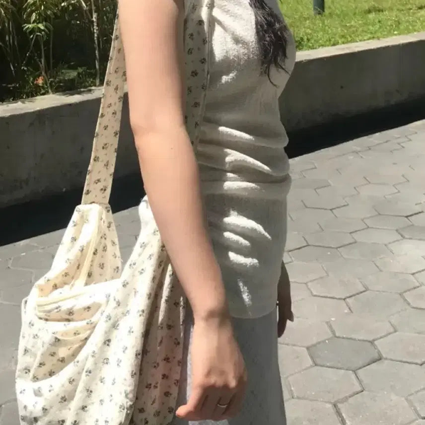 [BUNJANG] Shoulder Bag / 플라워 패턴 숄더백