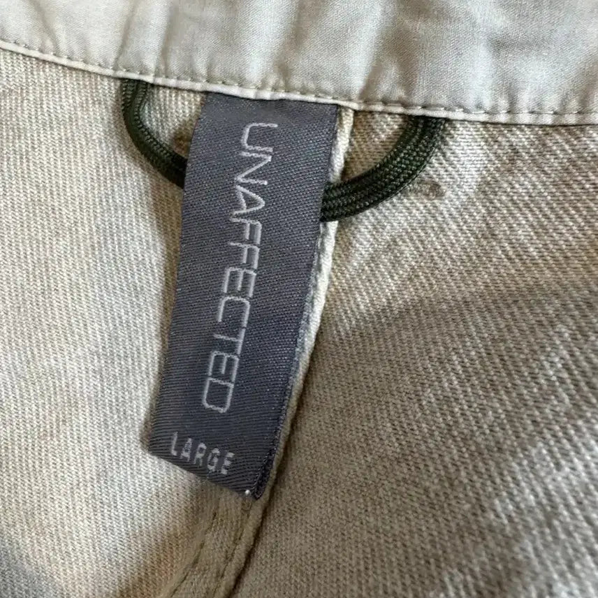 [BUNJANG] Unaffected Contrast Stitch Pants / 언어펙티드 콘트라스트 스티치 팬츠