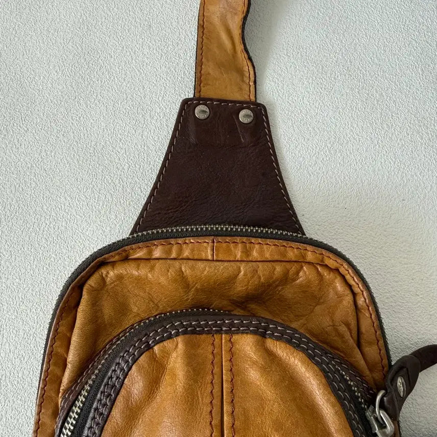 [BUNJANG] IKETEI Leather Sling Bag (Japan) / IKETEI 레더 슬링백(JAPAN)