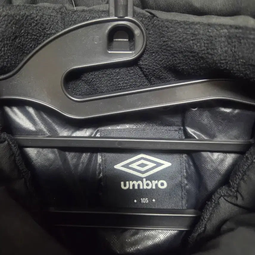 [BUNJANG] Umbro Black Padded Jacket 105 / 엄브로 블랙 패딩 점퍼 105