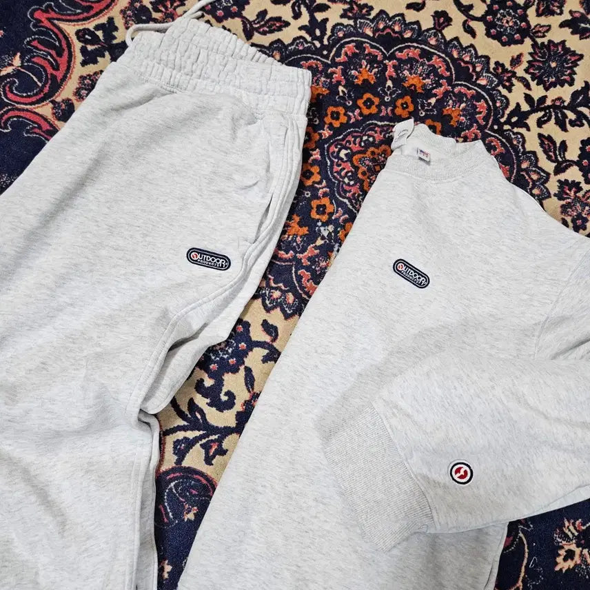 [BUNJANG] Outdoor Products Essential Logo Training Set / 아웃도어프로덕츠 에센셜로고 트레이닝 셋업