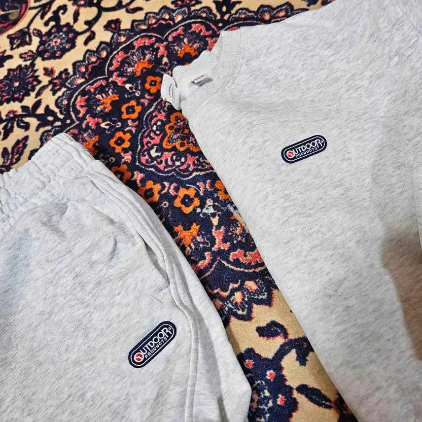 [BUNJANG] Outdoor Products Essential Logo Training Set / 아웃도어프로덕츠 에센셜로고 트레이닝 셋업