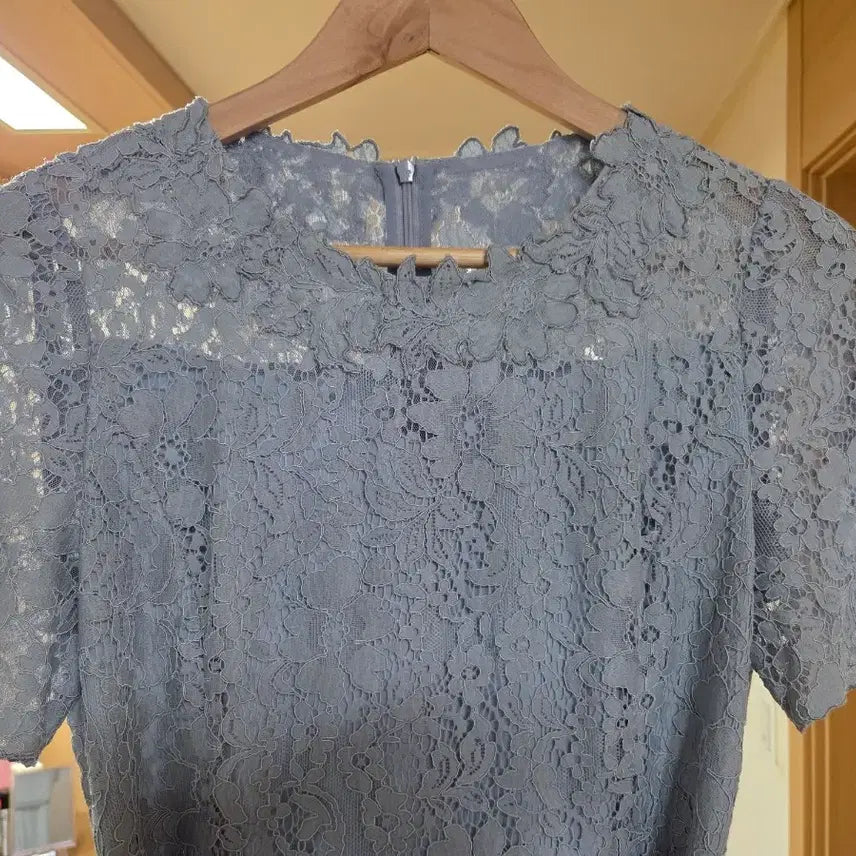 [BUNJANG] Jigott Lace Dress (Size 55) / 지고트 레이스 원피스(55)