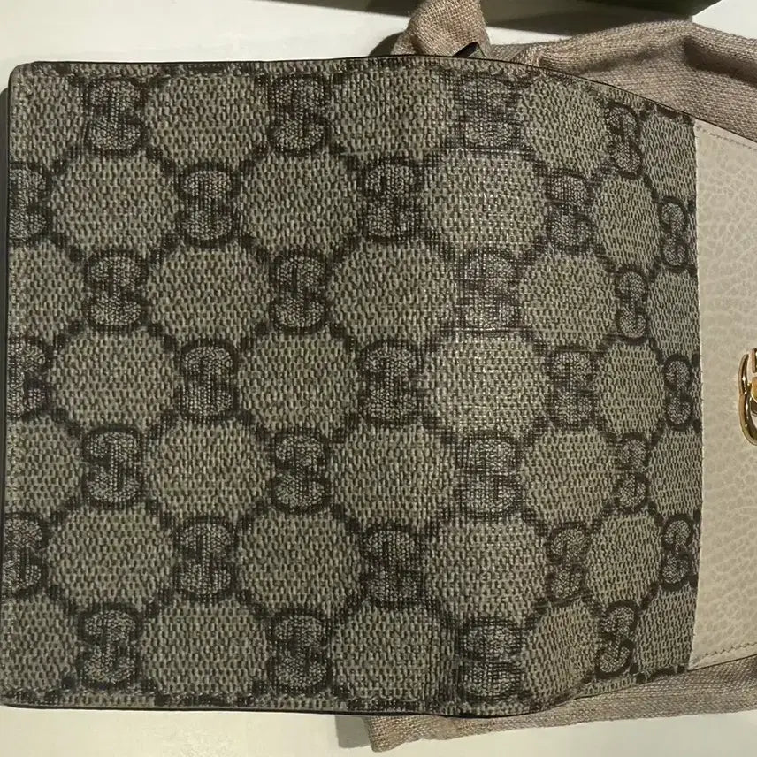 [BUNJANG] Gucci GG Marmont Card Wallet (Full Package) / 구찌 GG 마몬트 카드지갑 + 풀박스