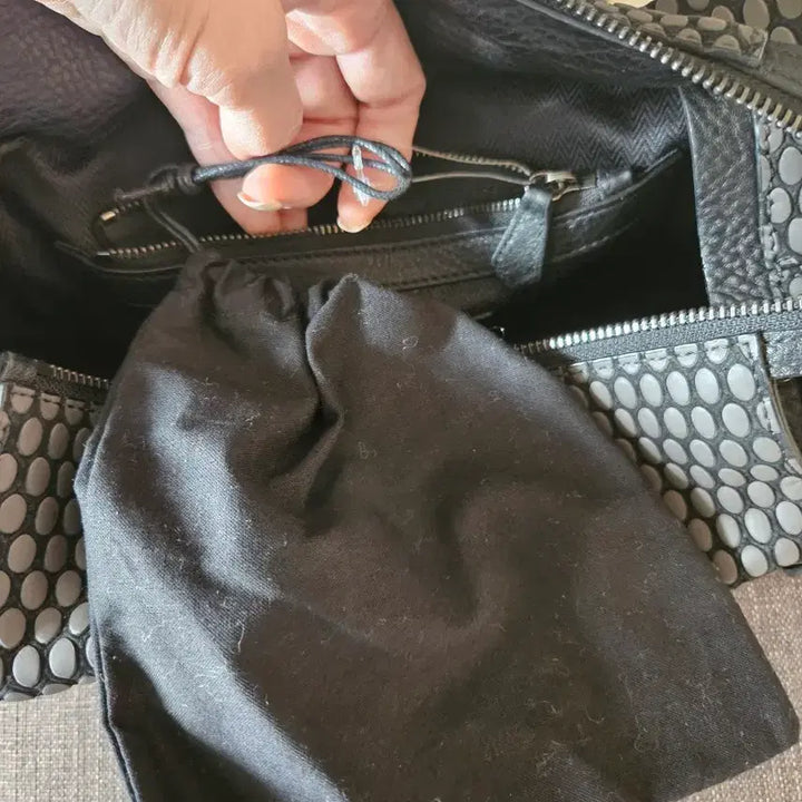 [BUNJANG] Black Pattern Tote Bag / 블랙 패턴 토트백(새상품)