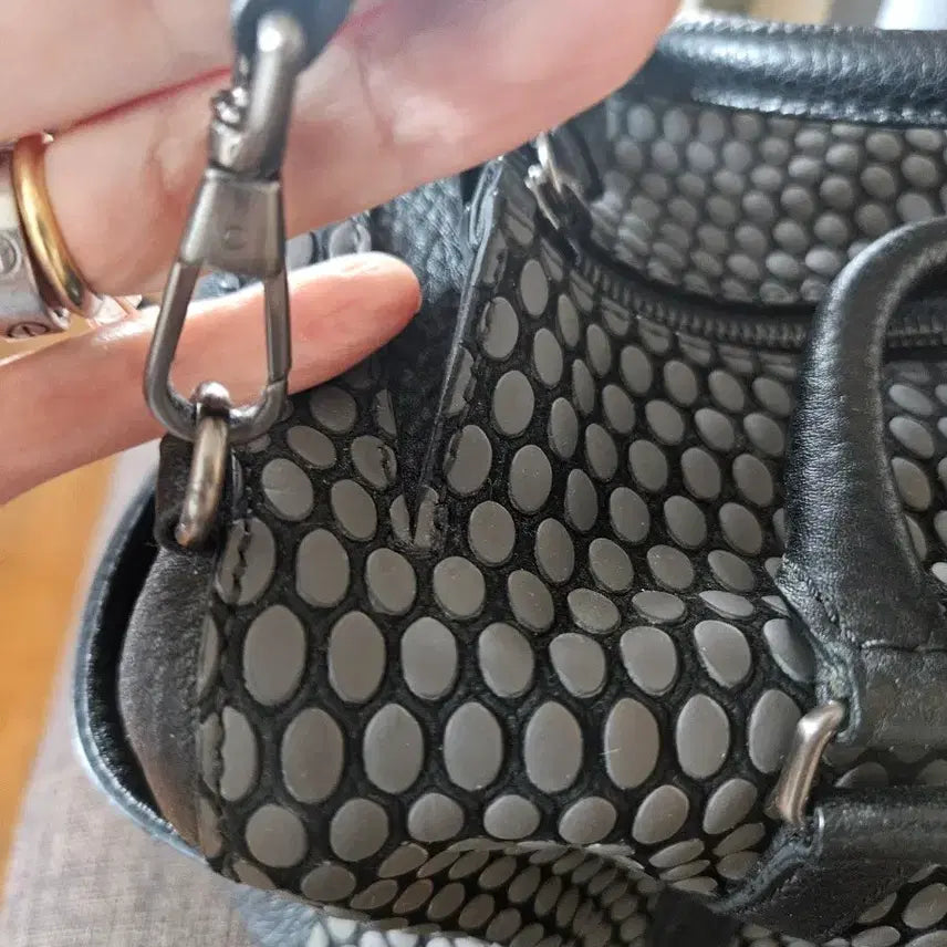 [BUNJANG] Black Pattern Tote Bag / 블랙 패턴 토트백(새상품)