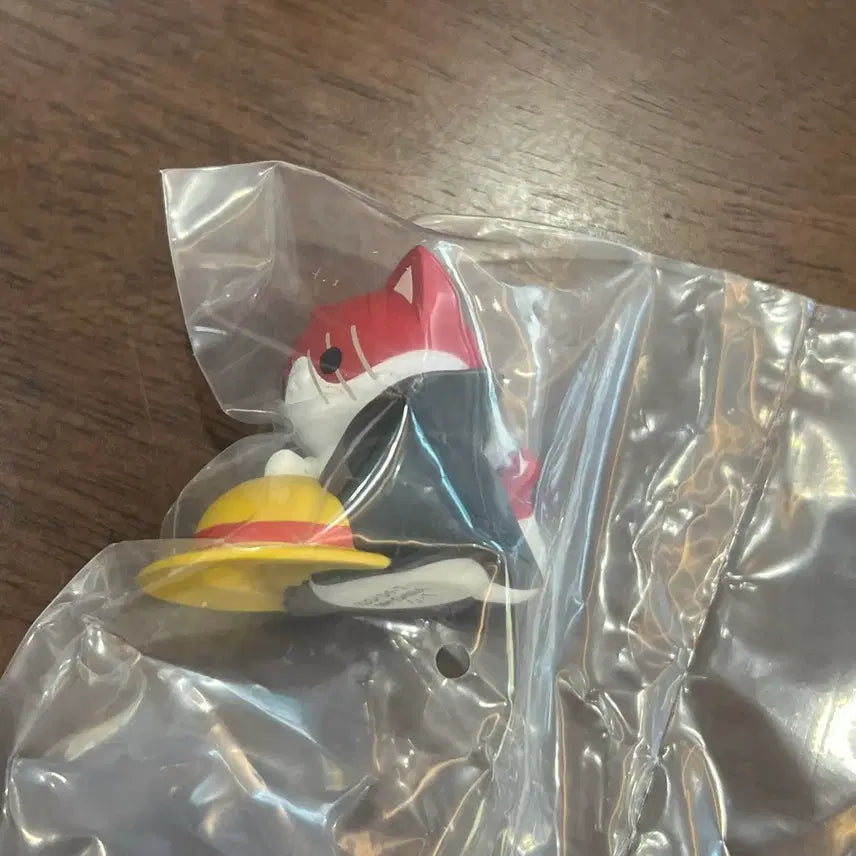 [BUNJANG] Shanks Mega Cat Plush / 샹크스 메가켓 새상품