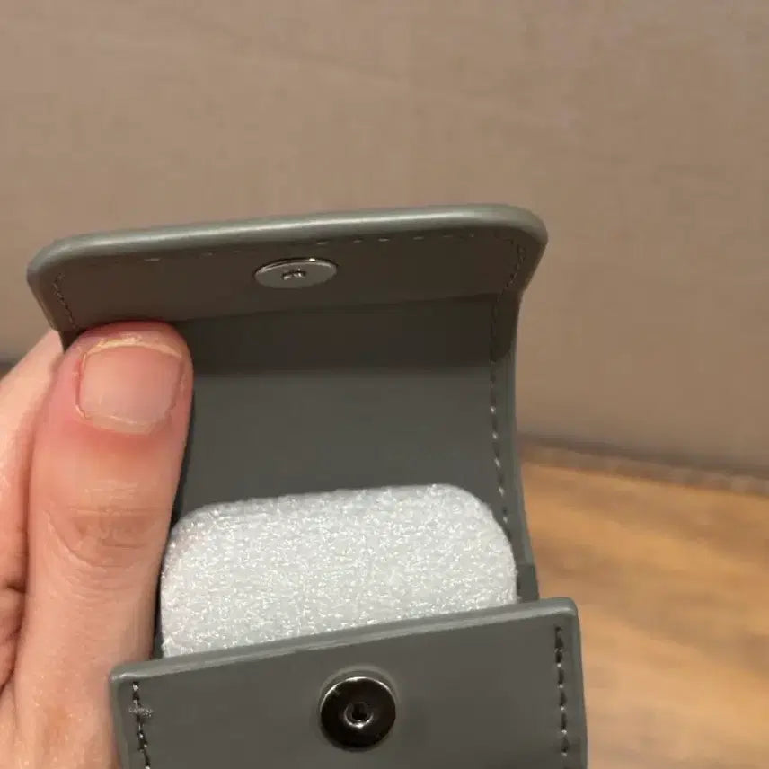 [BUNJANG] AirPods 3 Case with Strap / 여성가방 에어팟3 에어팟 케이스 스트랩 케이스