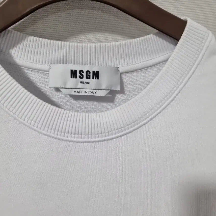 [BUNJANG] MSGM Milano White Sweatshirt / MSGM 밀라노 화이트 맨투맨 티셔츠