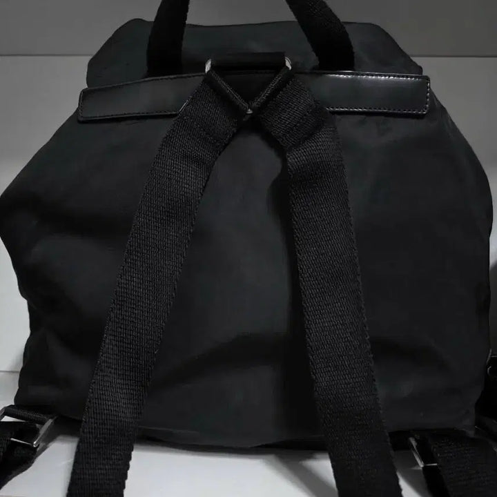[BUNJANG] Prada Two-Pocket Nylon Backpack Medium / 정품 프라다 투포켓 나일론 백팩 미듐