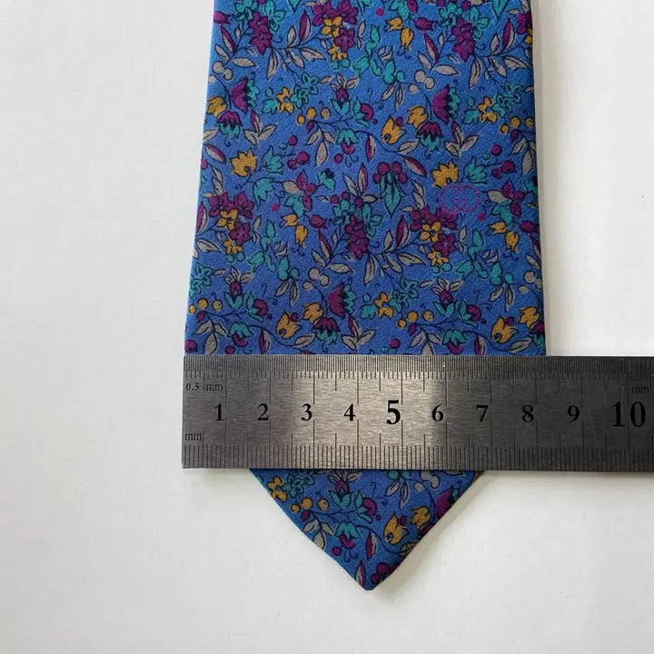 [BUNJANG] Gucci Simple Logo Necktie 8.2cm / 구찌(GUCCI)  심플로고 명품 정품 넥타이 8.2cm