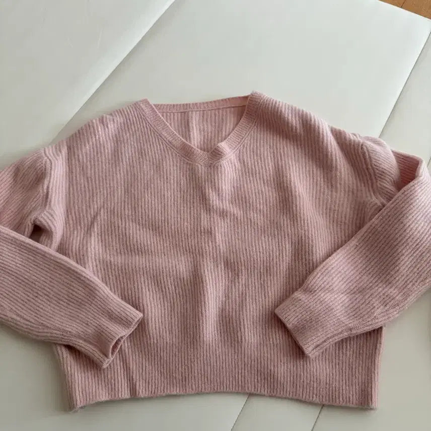 [BUNJANG] Sie Strawberry Milk Alpaca Ribbed Knit Sweater / Sie 시에 딸기우유 알파카  골지 니트 스웨터