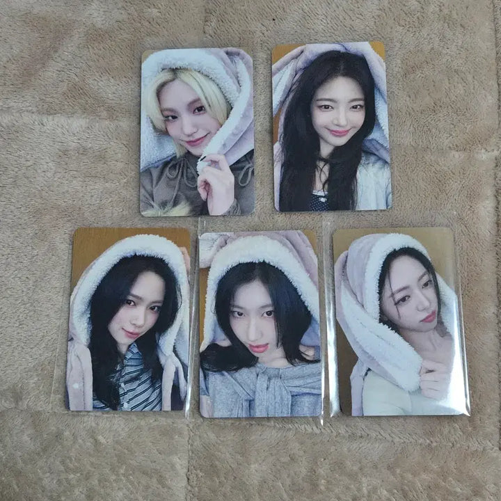 [SOLD OUT] 있지 터널비전 메이크스타 토끼모자 포토카드 포카세트 판매합니다!