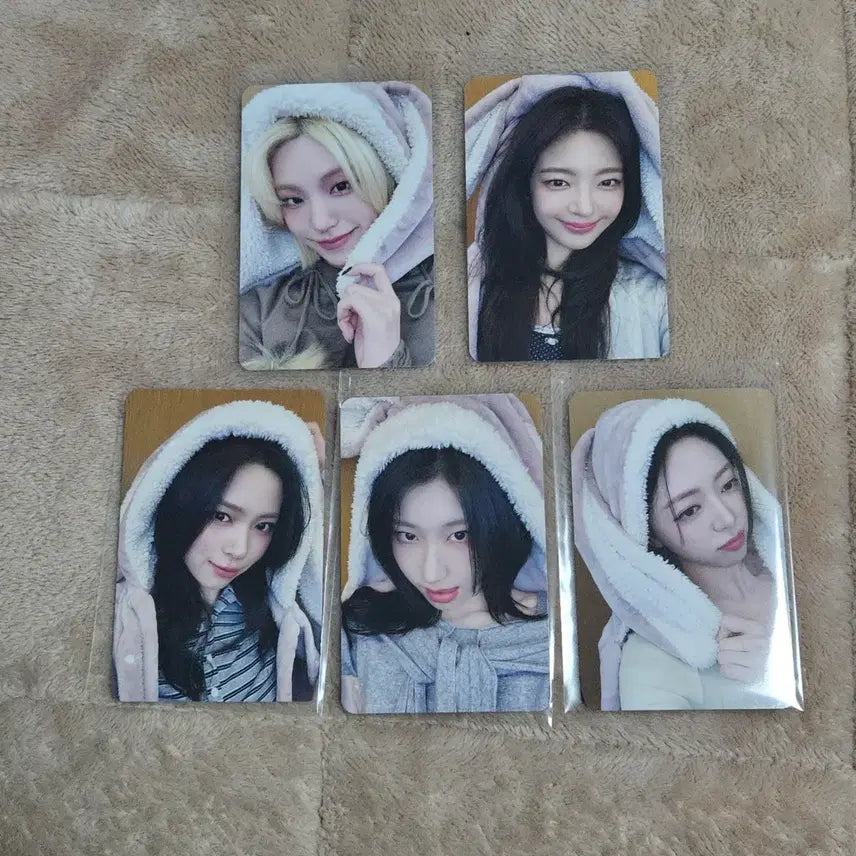 [SOLD OUT] 있지 터널비전 메이크스타 토끼모자 포토카드 포카세트 판매합니다!