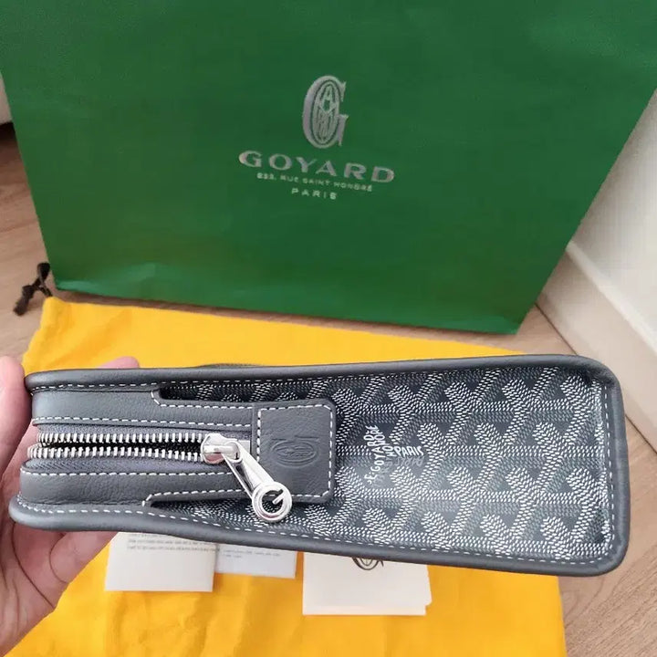 [SOLD OUT] (새상품) 고야드 쥬방스 GM 클러치백 그레이