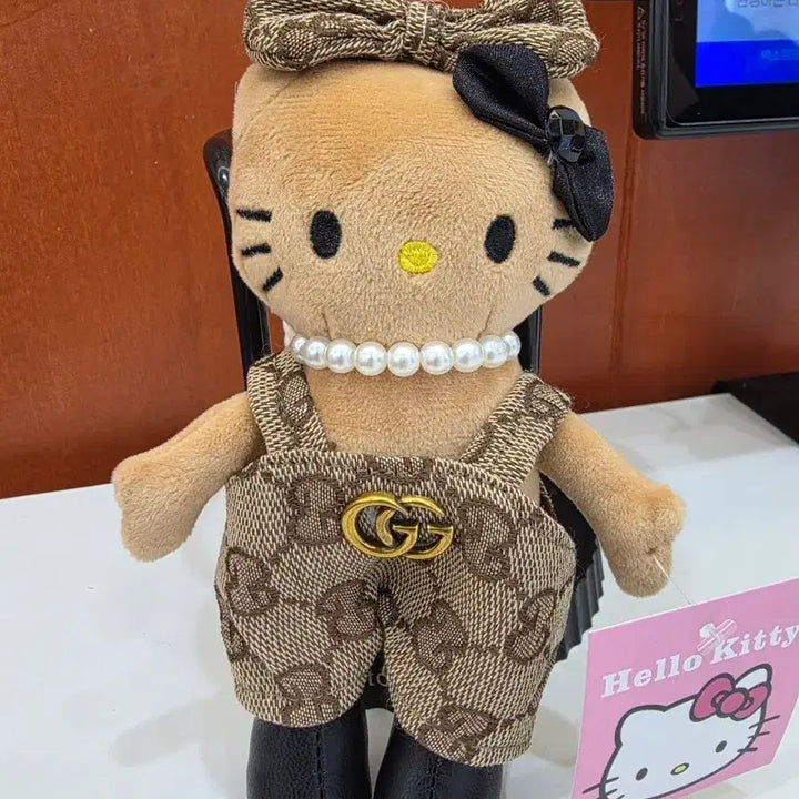 [BUNJANG] Hello Kitty Keyring / 새상품) 구찌 스타일 헬로키티 키링 샤넬 루이비통 태닝키티 키티 인형