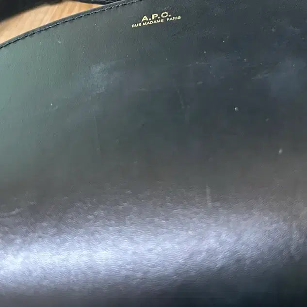 [BUNJANG] APC Half Moon Bag / 정품 아페쎄 apc 하프문백