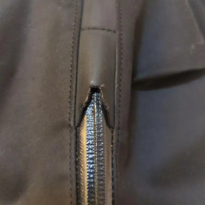 [BUNJANG] Arc'teryx Arro 16 Backpack Khaki Green / 아크테릭스 아로 16 백팩 카키 그린