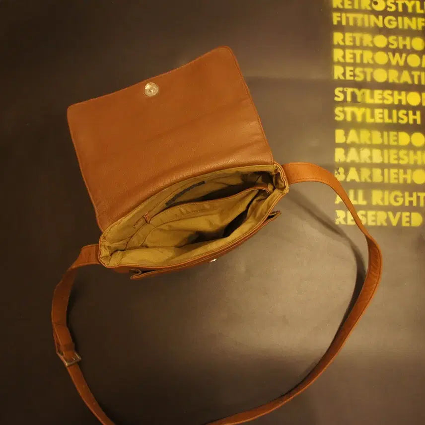 [BUNJANG] Crossbody Bag / 500크로스가방 크로스백 가죽백 가죽가방 빈티지가방 여성가방 남자백