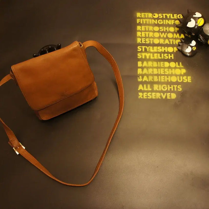 [BUNJANG] Crossbody Bag / 500크로스가방 크로스백 가죽백 가죽가방 빈티지가방 여성가방 남자백