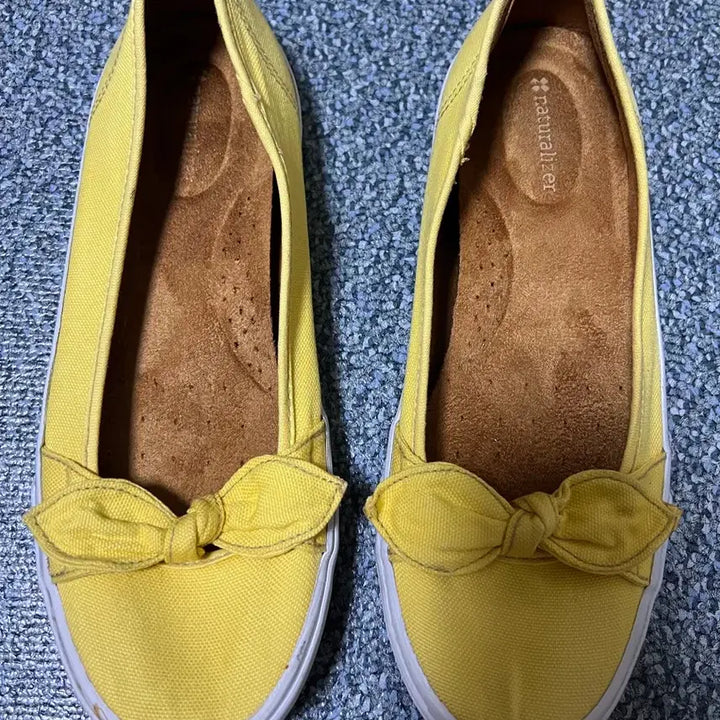 [BUNJANG] Naturalizer Yellow Ribbon Canvas Flats US 9M/255-260 / 내추럴라이저 노란 리본 단화 캔버스 플랫즈 US 9M/255-260