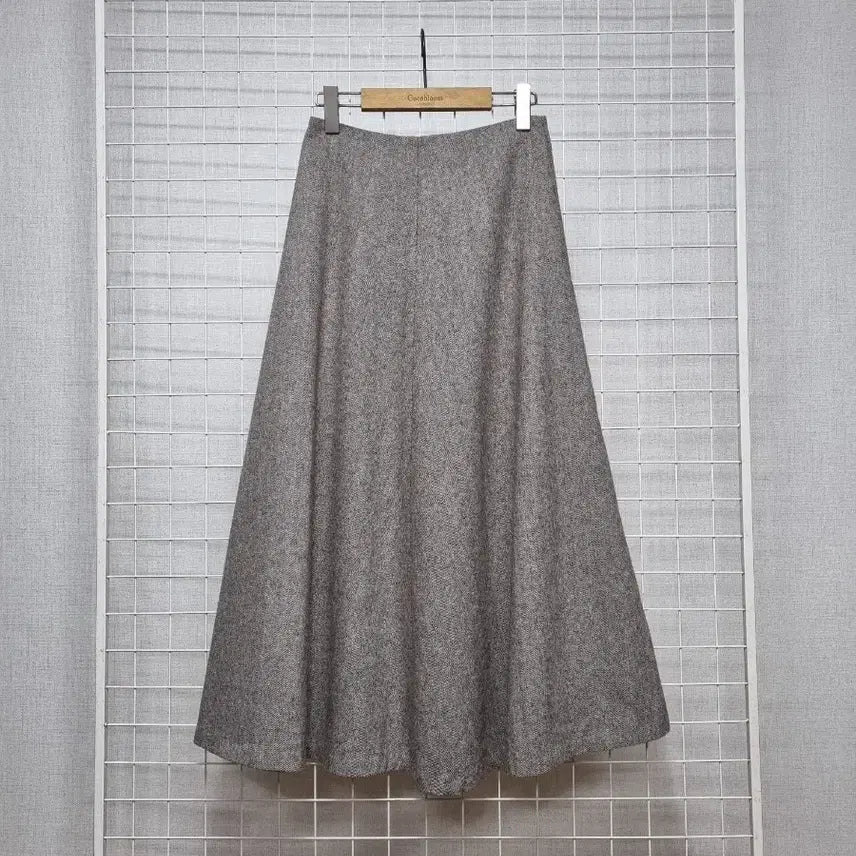 [BUNJANG] BERSO Herringbone Flare Wool Skirt / 베르소 BERSO 헤링본 플레어 모직스커트