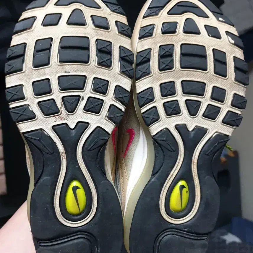 [BUNJANG] Nike Air Max 97 Light Bone Mushroom Pink Sneakers (230) / 나이키 에어맥스97 라이트본 머쉬룸 핑크 스니커즈 (230)