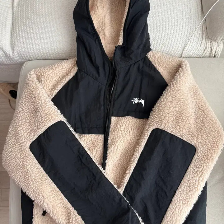 [BUNJANG] Stussy Sherpa Panel Hooded Jacket Beige L / 스투시 쉐르파 패널드 후드자켓 베이지 L