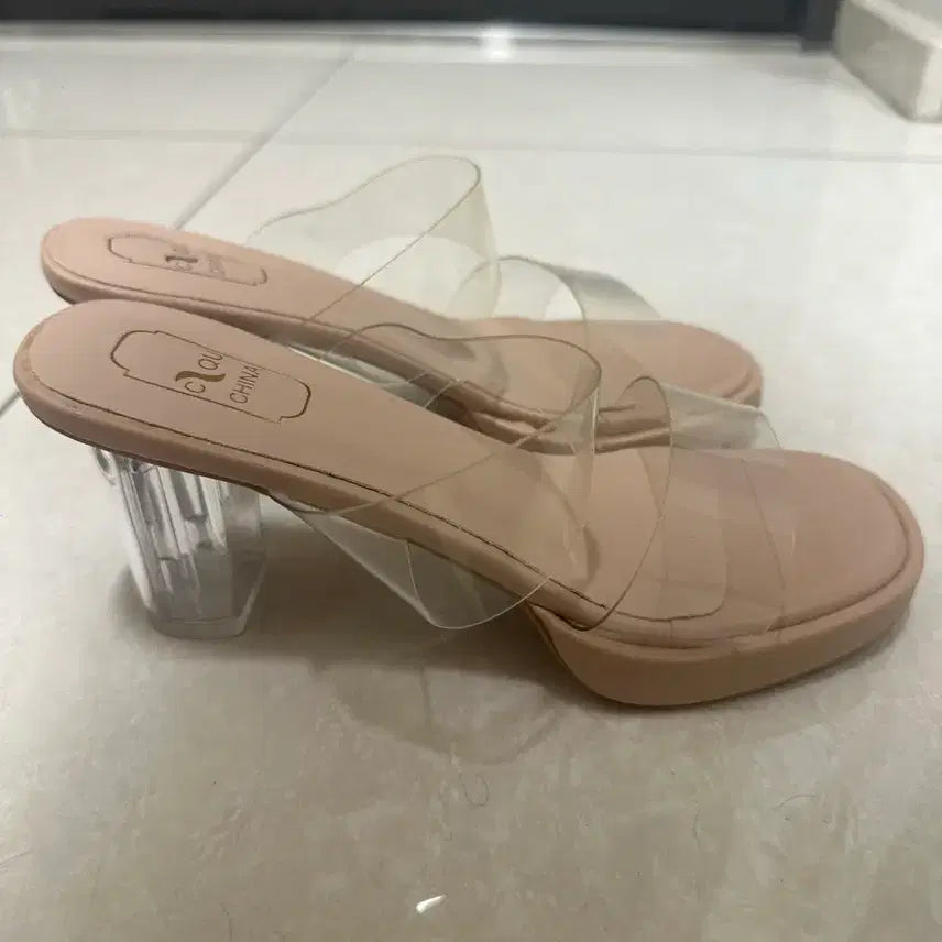 [BUNJANG] Women's Transparent Gabosi Heels / [무료배송]여성힐(새상품) 투명가보시힐신데렐라힐구두여성힐7cm9cm