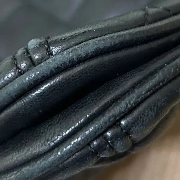 [BUNJANG] DKNY Quilted Chain Shoulder Bag / DKNY 가방 블랙 퀼팅 체인 숄더백