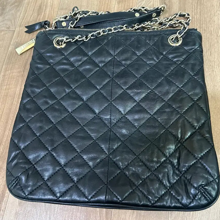 [BUNJANG] DKNY Quilted Chain Shoulder Bag / DKNY 가방 블랙 퀼팅 체인 숄더백
